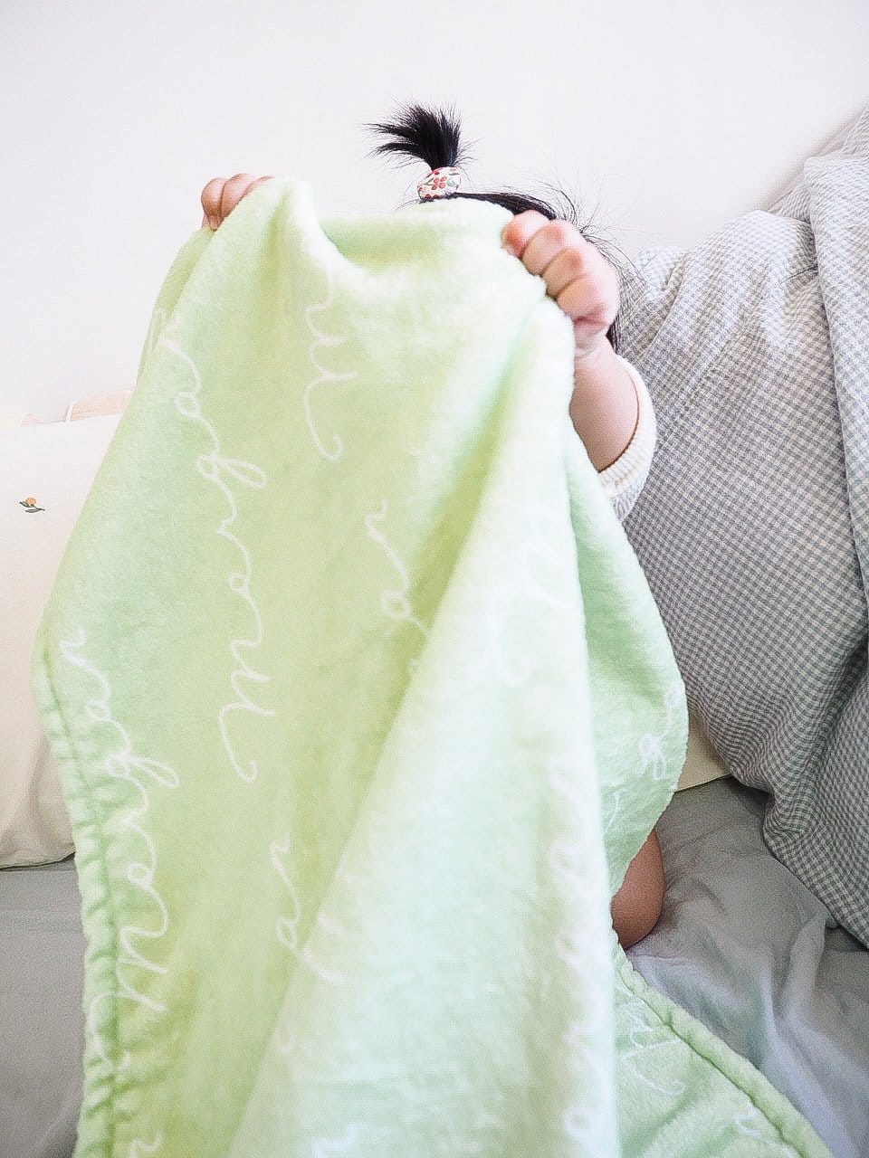 Personalized single-sided minky blanket